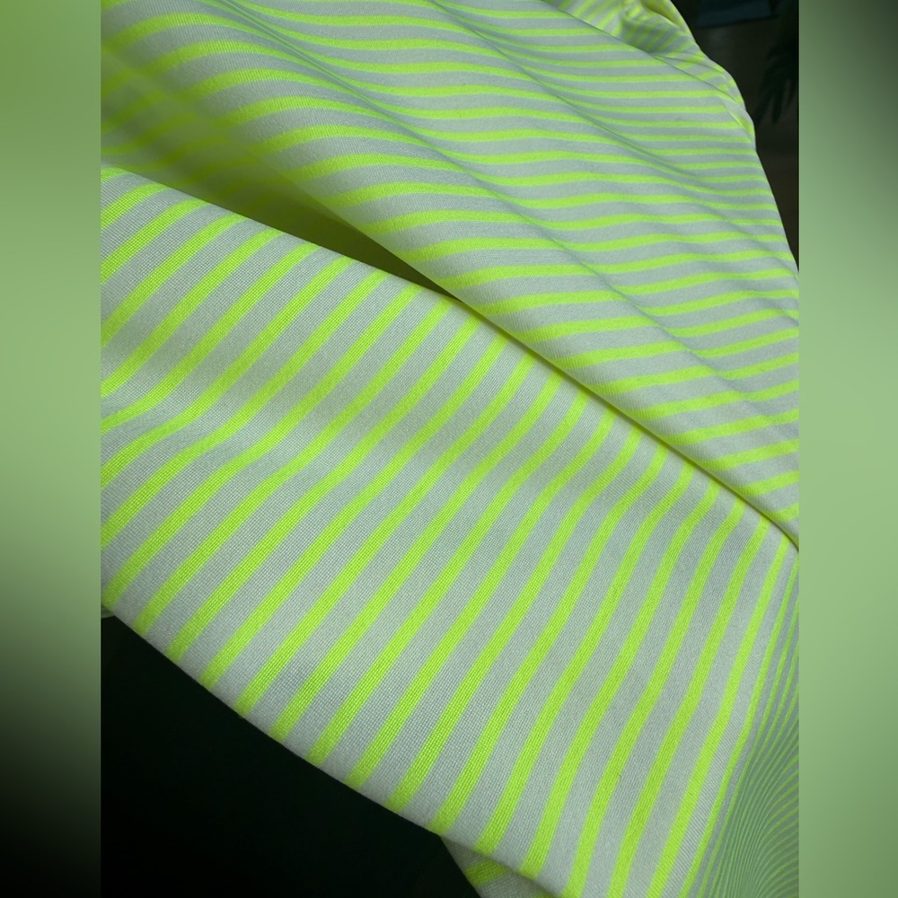 Vineyard Vines Light Green Polo Shirt, Youth XL - Picture 4 of 6